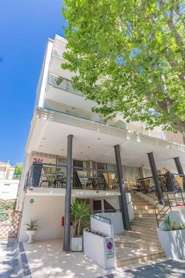 Hotel Bremen Rimini Exterior foto