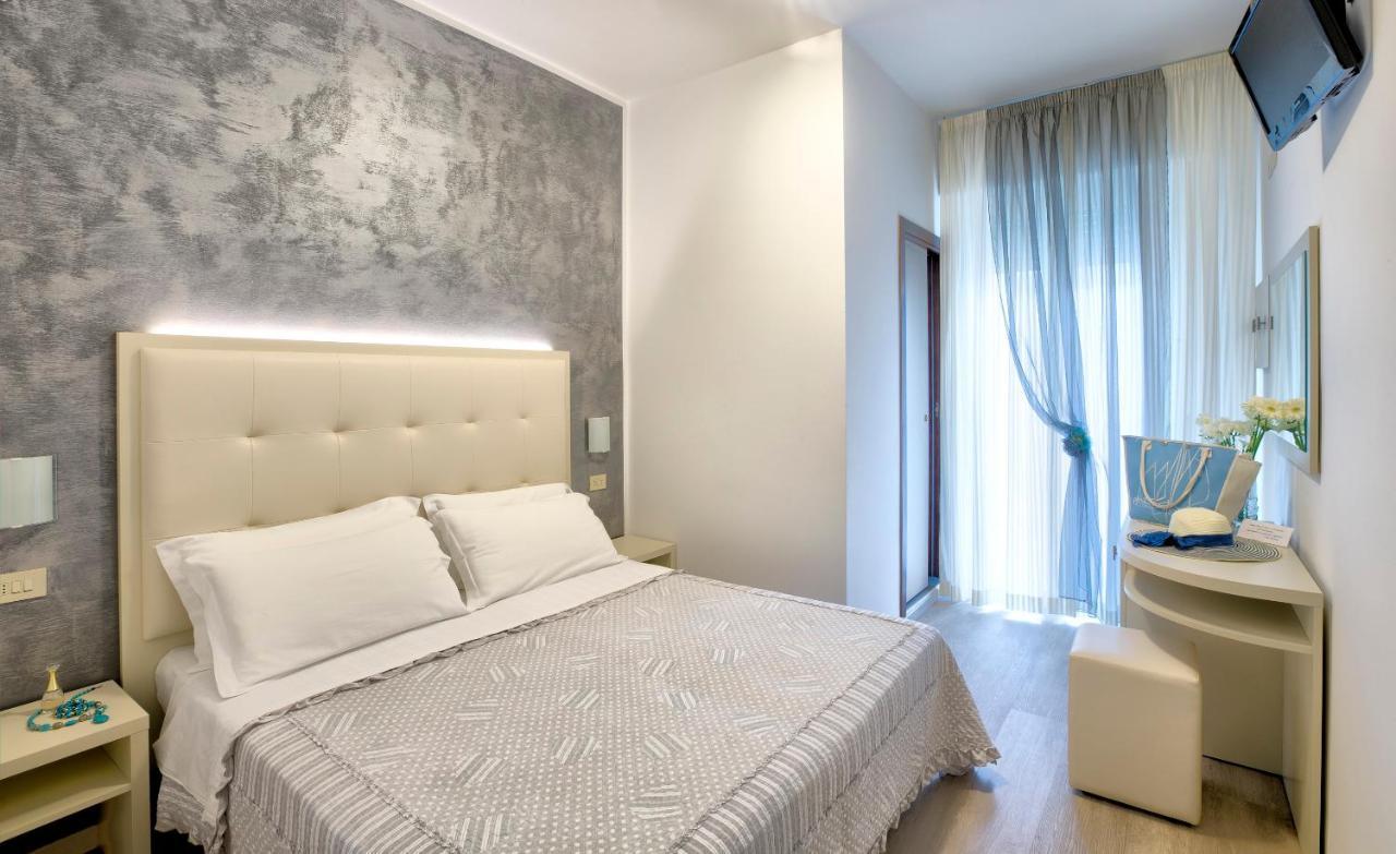 Hotel Bremen Rimini Exterior foto
